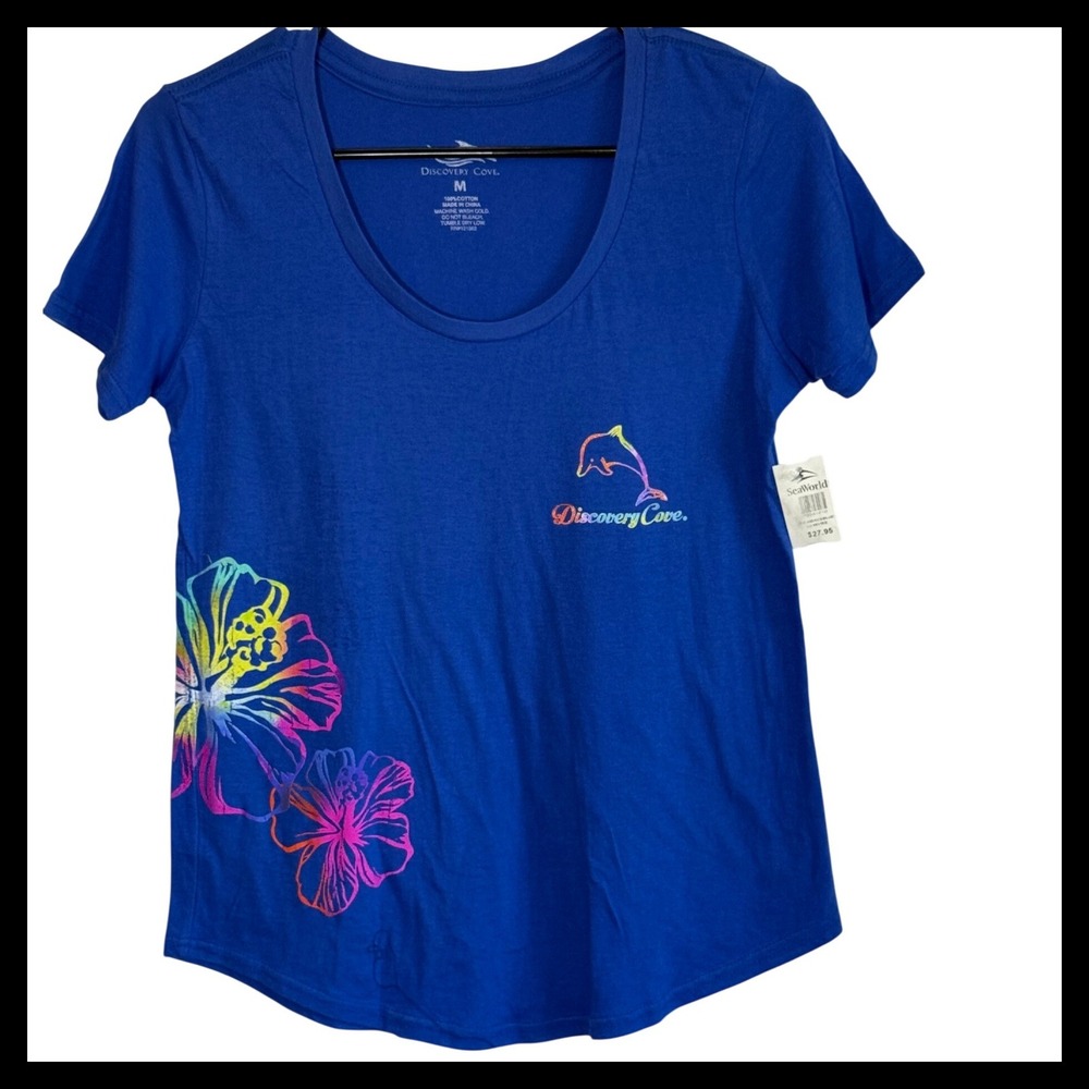 NWT Discovery Cove SeaWorld Blue T-Shirt Womens Medium Rainbow Dolphin Hibiscus‎